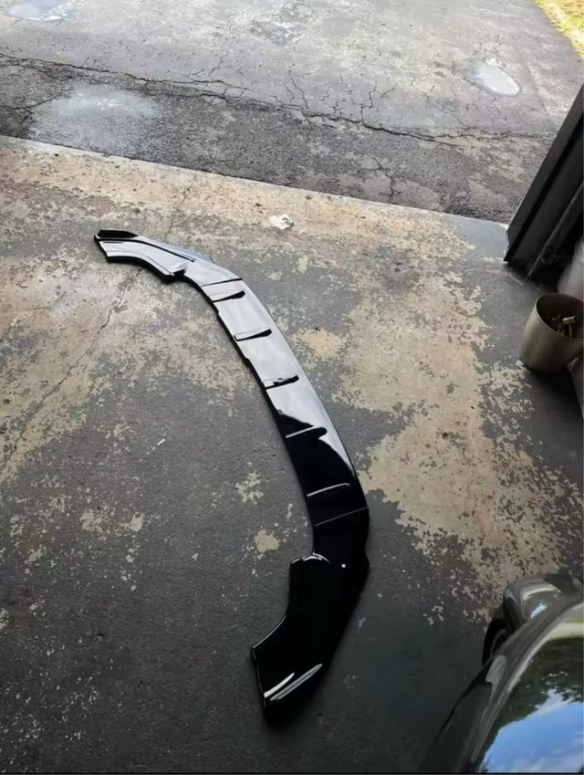 Lip delantero Golf 7R