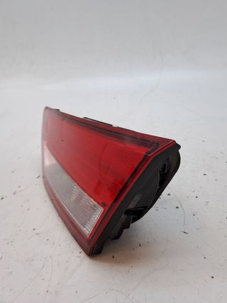PILOTO TRASERO DERECHO INTERIOR SEAT LEON (1P1)