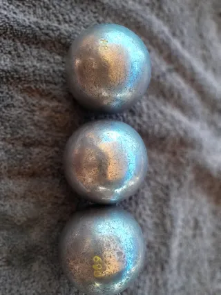 Bolas de Petanca boleu bleu.
Diámetro 74
Peso 690.