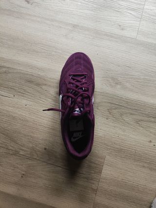 Nike Gato Burdeos Talla 44.5