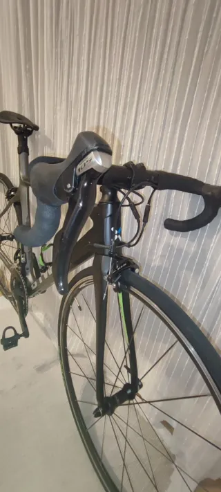 Bicicleta Carretera B'TWIN Mach 720 CF Carbono