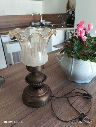 Lampada da tavolo vintage vetro e metallo