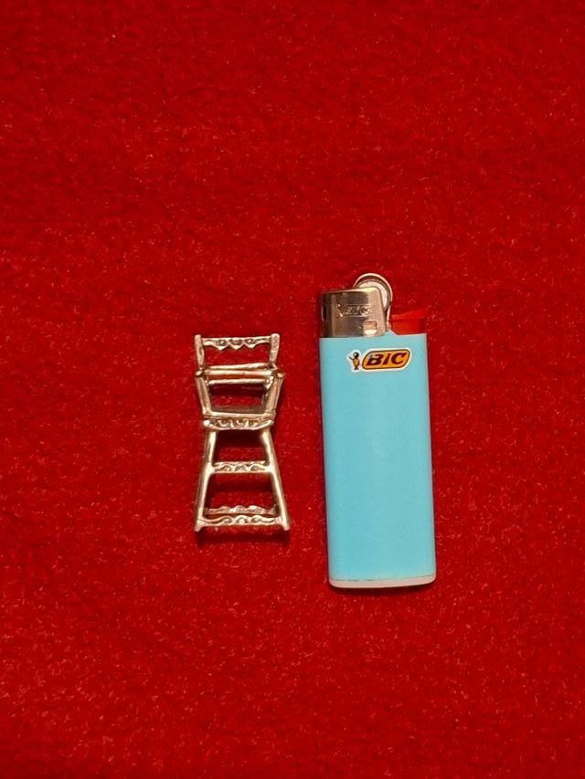 Miniatura Sediolino in Argento 800, particolare