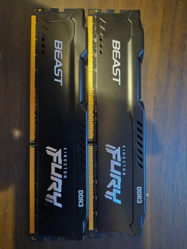 Kingston FURY Beast DDR3 16GB (2x8GB) 1866MHz