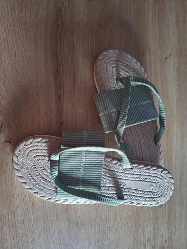 Sandalias planas mujer beige/verde t-42 (26'9cm)