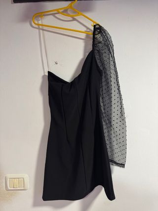 Vestido fiesta negro manga tul