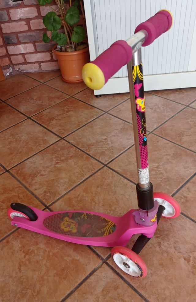 Patinete infantil rosa 3 ruedas