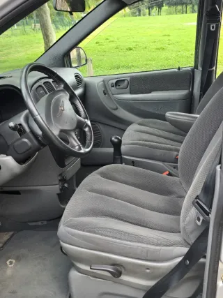 Chrysler Voyager 2003