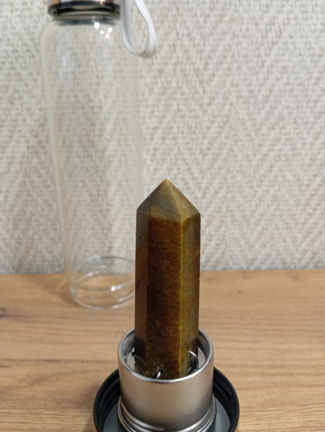 Botella agua cristal Ojo de Tigre