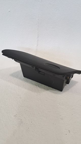 GUANTERA SEAT ALTEA (5P1) (4)
