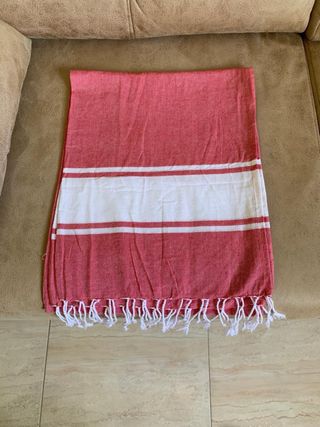 Pañuelo rojo y blanco Nuevo