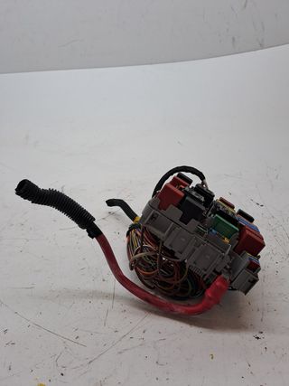 CAJA RELES / FUSIBLES ALFA ROMEO GIULIETTA (191)