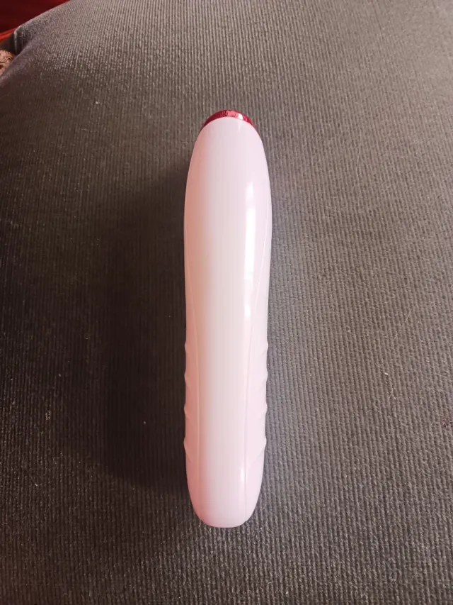 Strumento per la pulizia dei pori