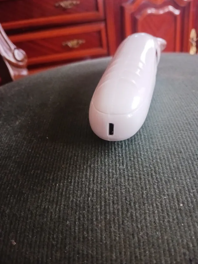 Strumento per la pulizia dei pori