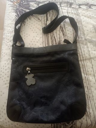 Bolso bandolera Tous azul marino y negro
