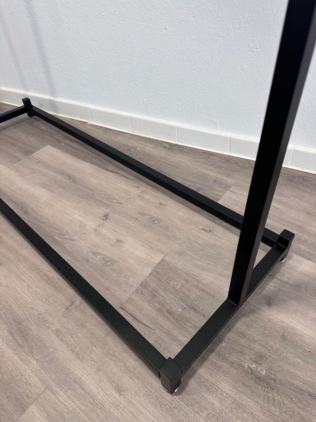 Perchero Metálico Negro