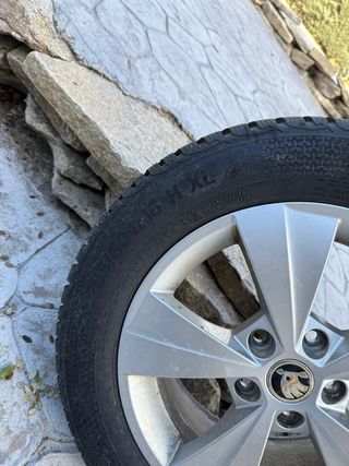 Llantas Skoda 16 con neumáticos invierno nuevos