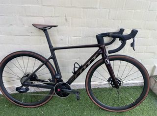 Scott Addict RC 10 año 2023
Talla S