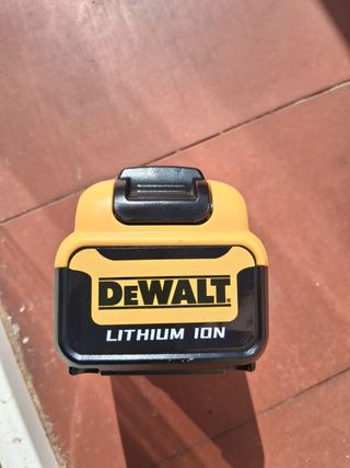 2 Baterías DeWalt 12V DCB126 5.0Ah