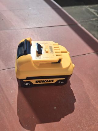 2 Baterías DeWalt 12V DCB126 5.0Ah