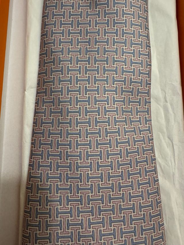 Corbata Hermes 100% Seda