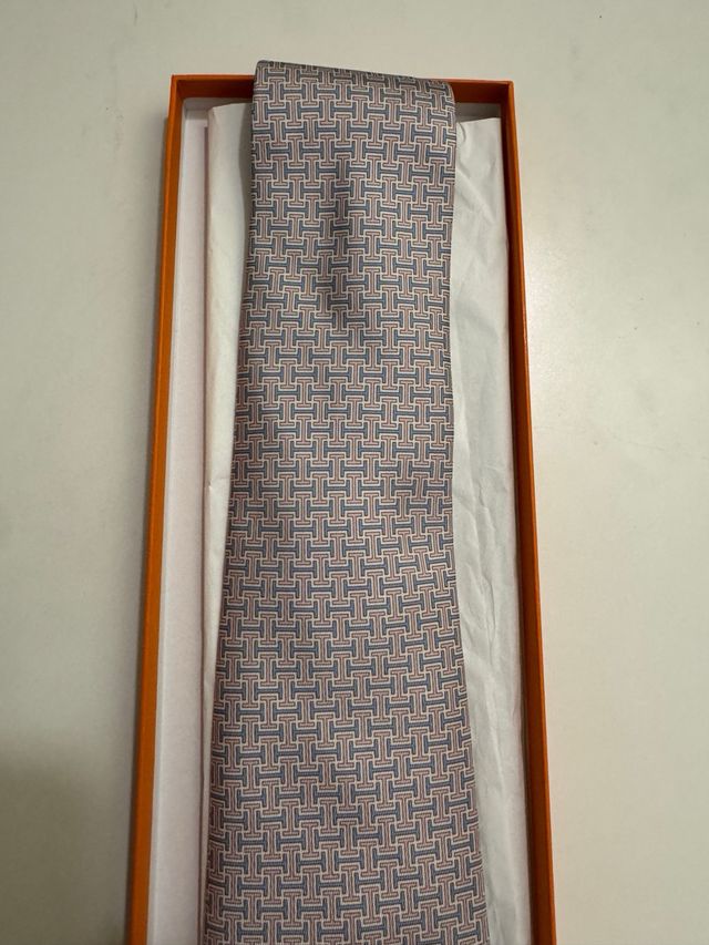 Corbata Hermes 100% Seda
