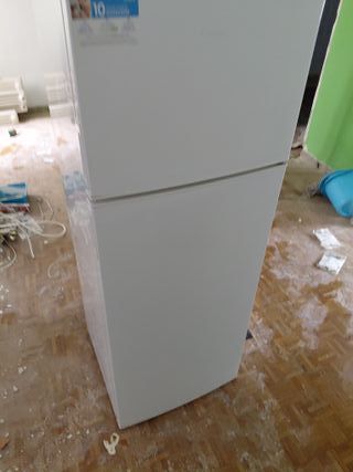 Nevera Candy Blanca
