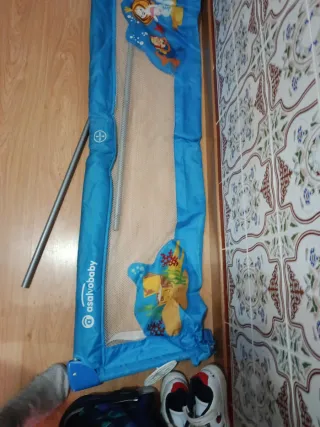 Barrera de seguridad para cama infantil