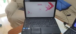 Lote 3 Toshiba Portátiles + Tablet + REGALO 