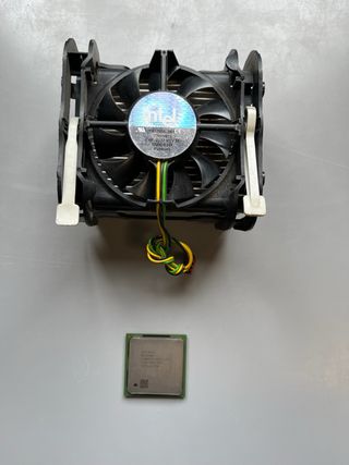 Procesador Intel Pentium 4 (SL6EF) con Disipador