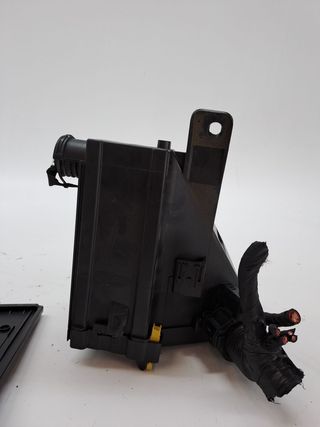 CAJA RELES / FUSIBLES JEEP COMPASS II (2)