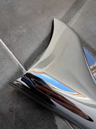 Colas de pez universales para escape moto