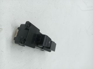 MANDO ELEVALUNAS TRASERO DERECHO HYUNDAI TUCSON