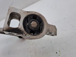 BRAZO SUSPENSION INFERIOR DELANTERO DERECHO VOLKSWAGEN PASSA (4)