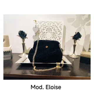 Bolso terciopelo negro hecho a mano