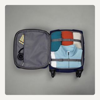 Amazon Basics Maleta de Cabina Blanda 53cm 