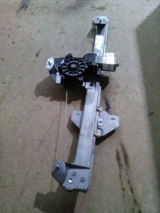 ELEVALUNAS TRASERO DERECHO DACIA LODGY (3)