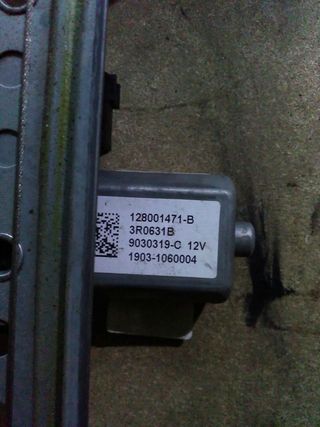 ELEVALUNAS TRASERO DERECHO DACIA LODGY (3)