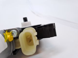 MOTOR ELEVALUNAS TRASERO IZQUIERDO KIA CEED (3)