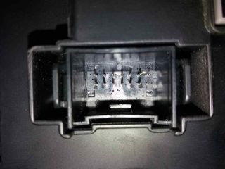 CAJA RELES / FUSIBLES VOLVO S60 BERLINA