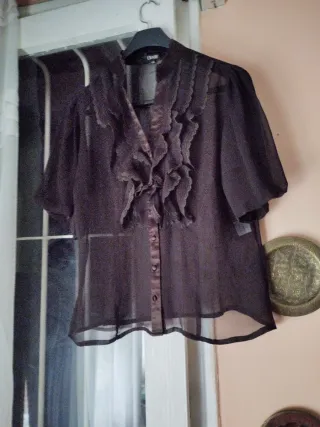 Elegance Camisa Volantes Marrón