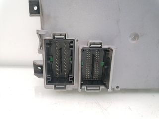 CAJA RELES / FUSIBLES FIAT PUNTO (199)