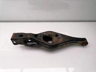 BRAZO SUSPENSION INFERIOR TRASERO DERECHO MITSUBISHI MONTERO (3)