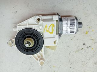 MOTOR ELEVALUNAS DELANTERO IZQUIERDO MERCEDES-BENZ CLASE C ( (5)