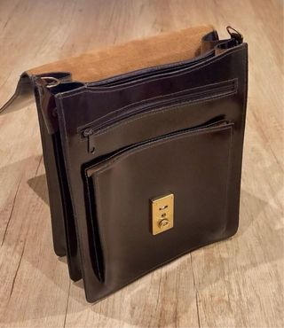 Bolso de hombre de cuero marrón