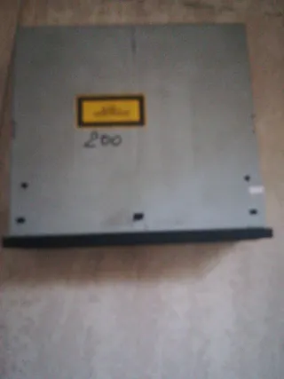 DVD,navegador Audi a8 D3 .para reparar o piezas
