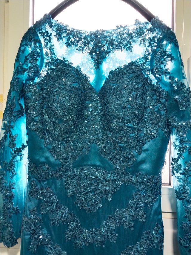 Vestido de ceremonia azul