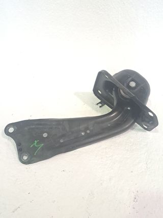 BRAZO SUSPENSION INFERIOR DELANTERO DERECHO VOLKSWAGEN PASSA (2)