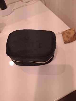 Joyero negro con cremallera
