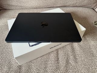 MacBook Air 13 M3 2024 - No Enciende